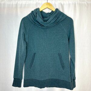 LL Bean Women’s funnel neck sweatshirt, small Gorpcore Outdoors Teal Soft